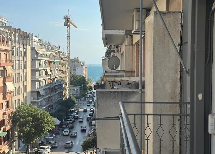 White Tower Luxury *